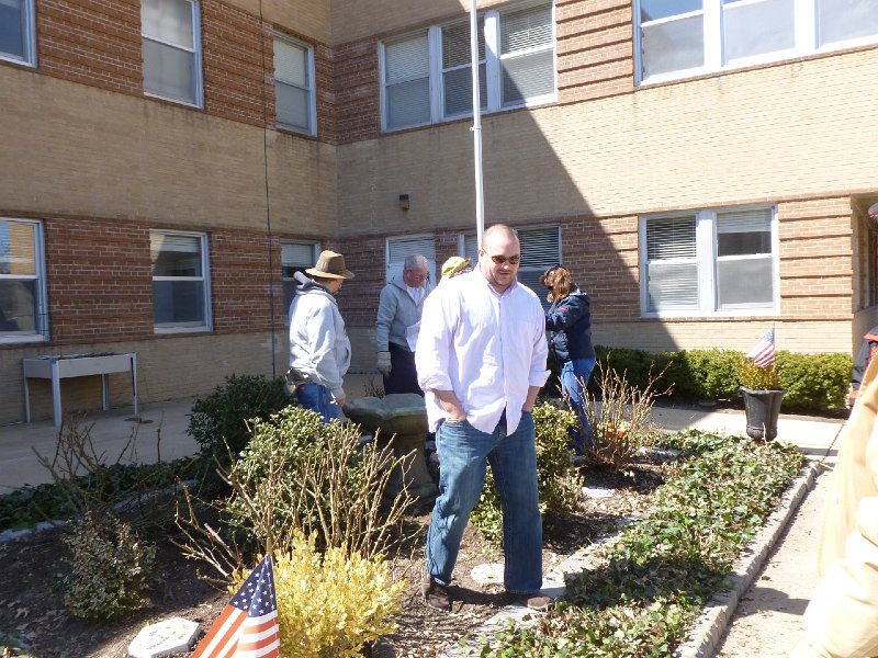 VA Garden March 2104 025